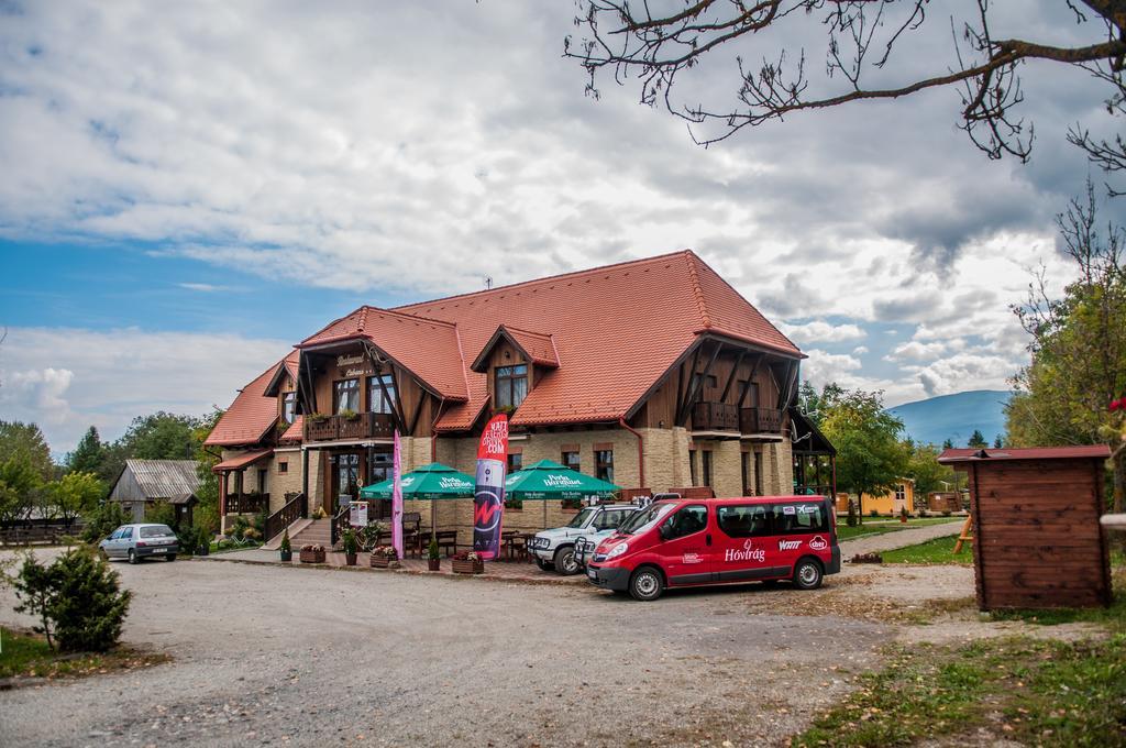 Hôtel Hovirag Panzio à Borzont Extérieur photo