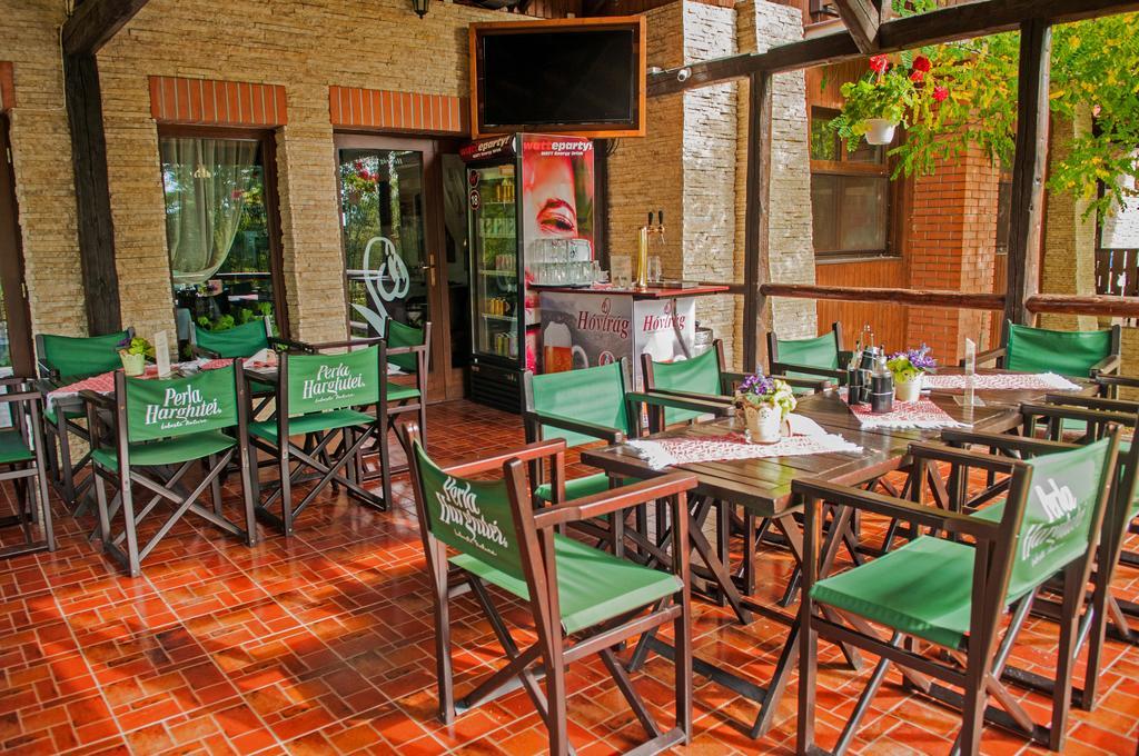Hôtel Hovirag Panzio à Borzont Extérieur photo