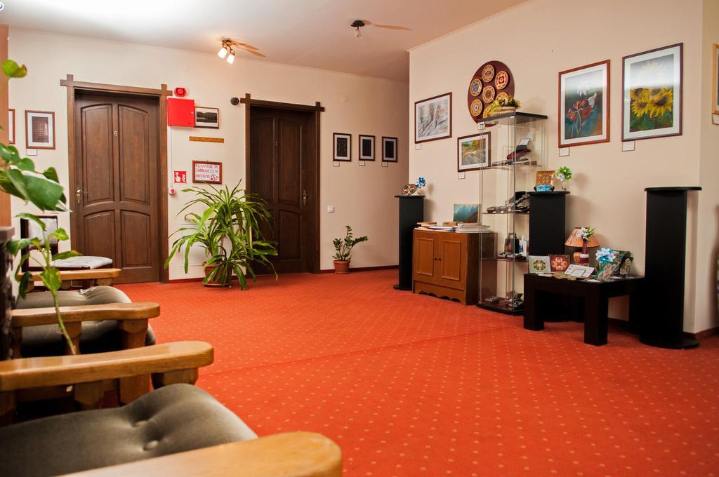 Hôtel Hovirag Panzio à Borzont Extérieur photo